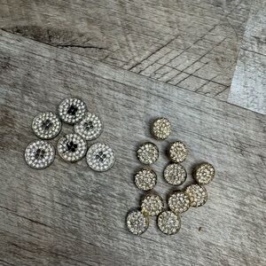 BUTTONS .168 round rhinestone buttons